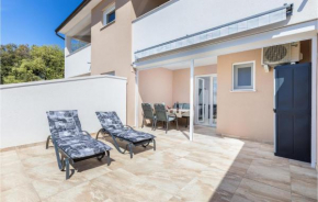 1 Bedroom Gorgeous Apartment In Barbariga